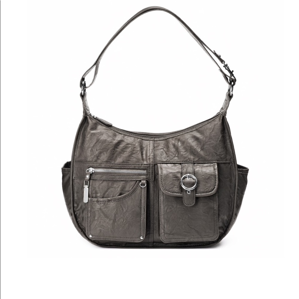 Hobo bag that can turns into a crossbody strap